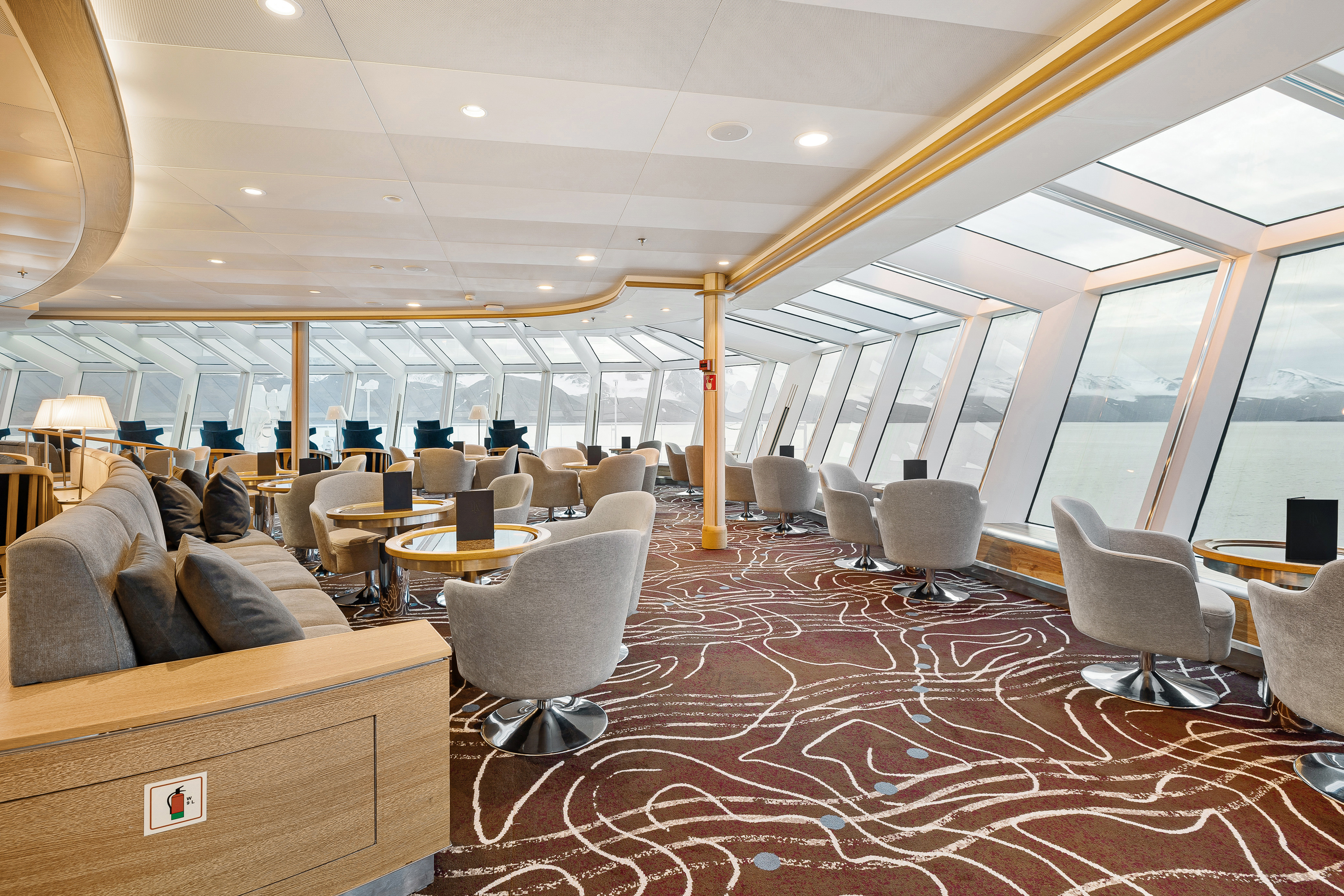 MS Fram - Explorer Lounge & Bar